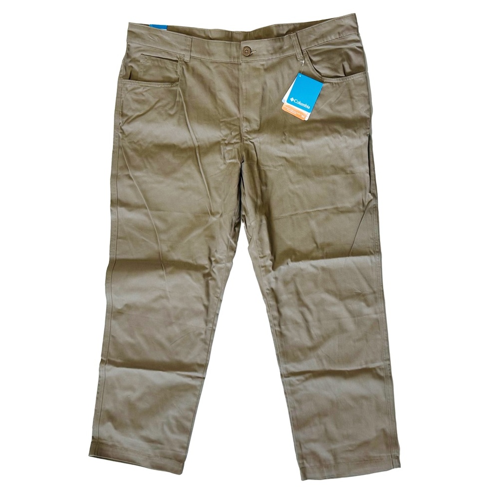 Columbia Men's Tan Chino Pants